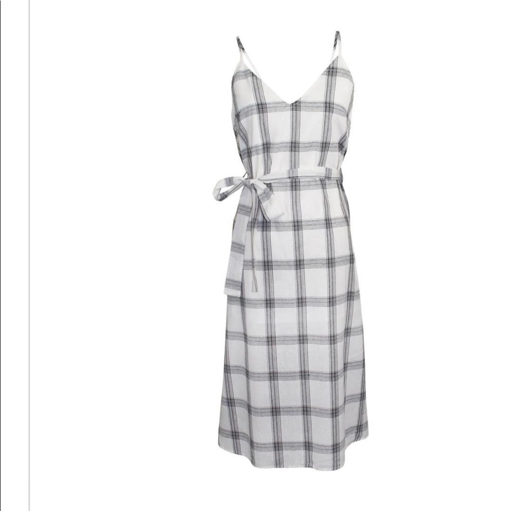 Women’s dress size S